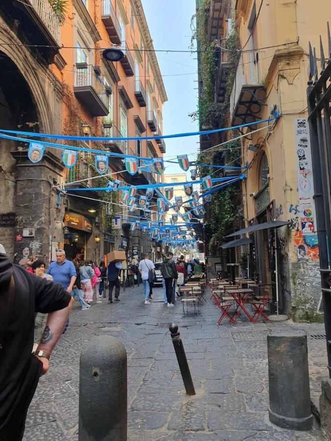 לינה וארוחת בוקר נאפולי Dimora Dei Pastori מראה חיצוני תמונה